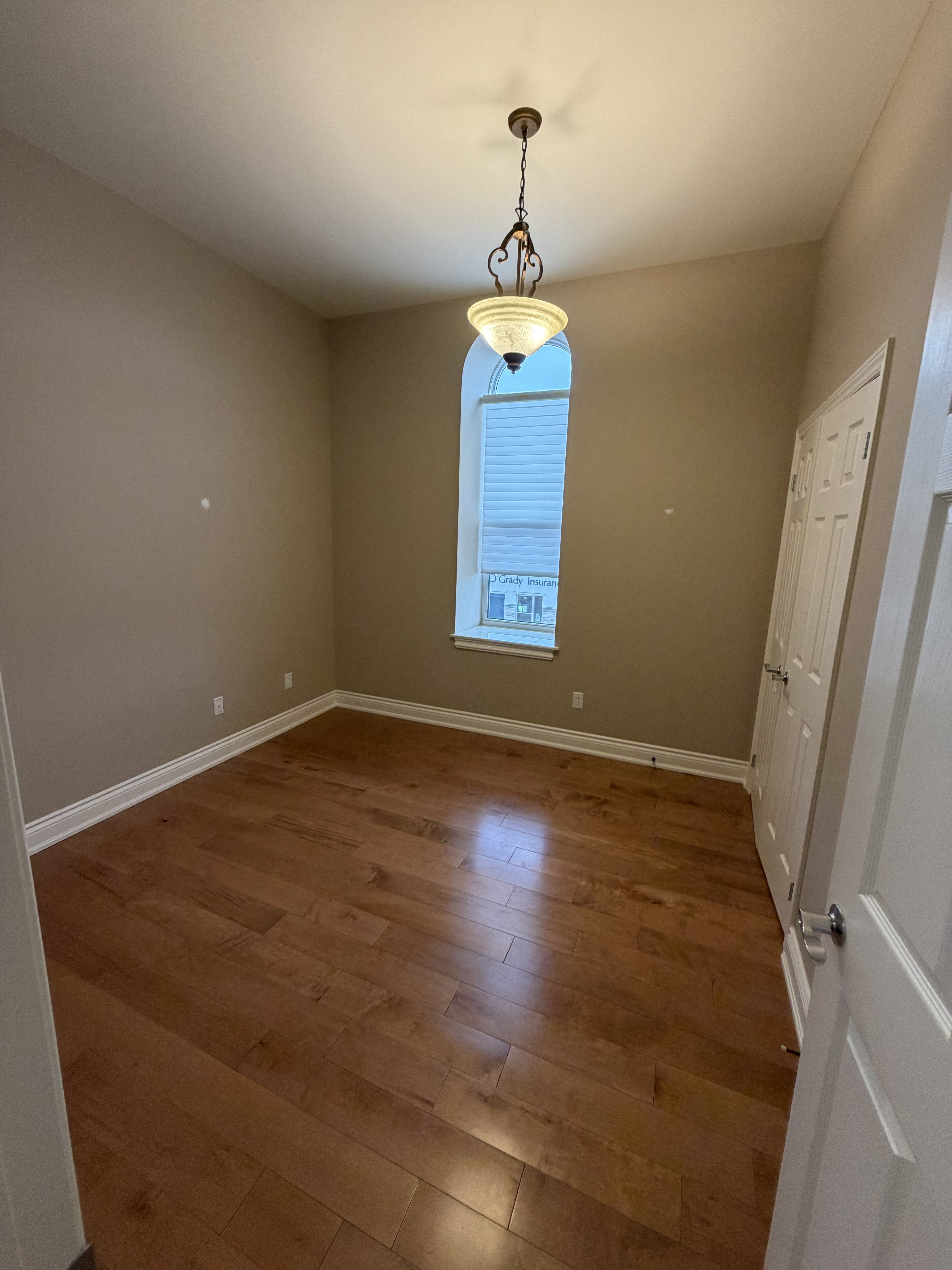 Bedroom view of 17 Brock St W., Tillsonburg, ON, N4G 3P5